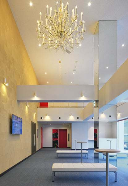 ロビー|小山市の専門学校中央アートスクール